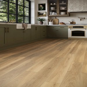 Highland Oak Adura Max